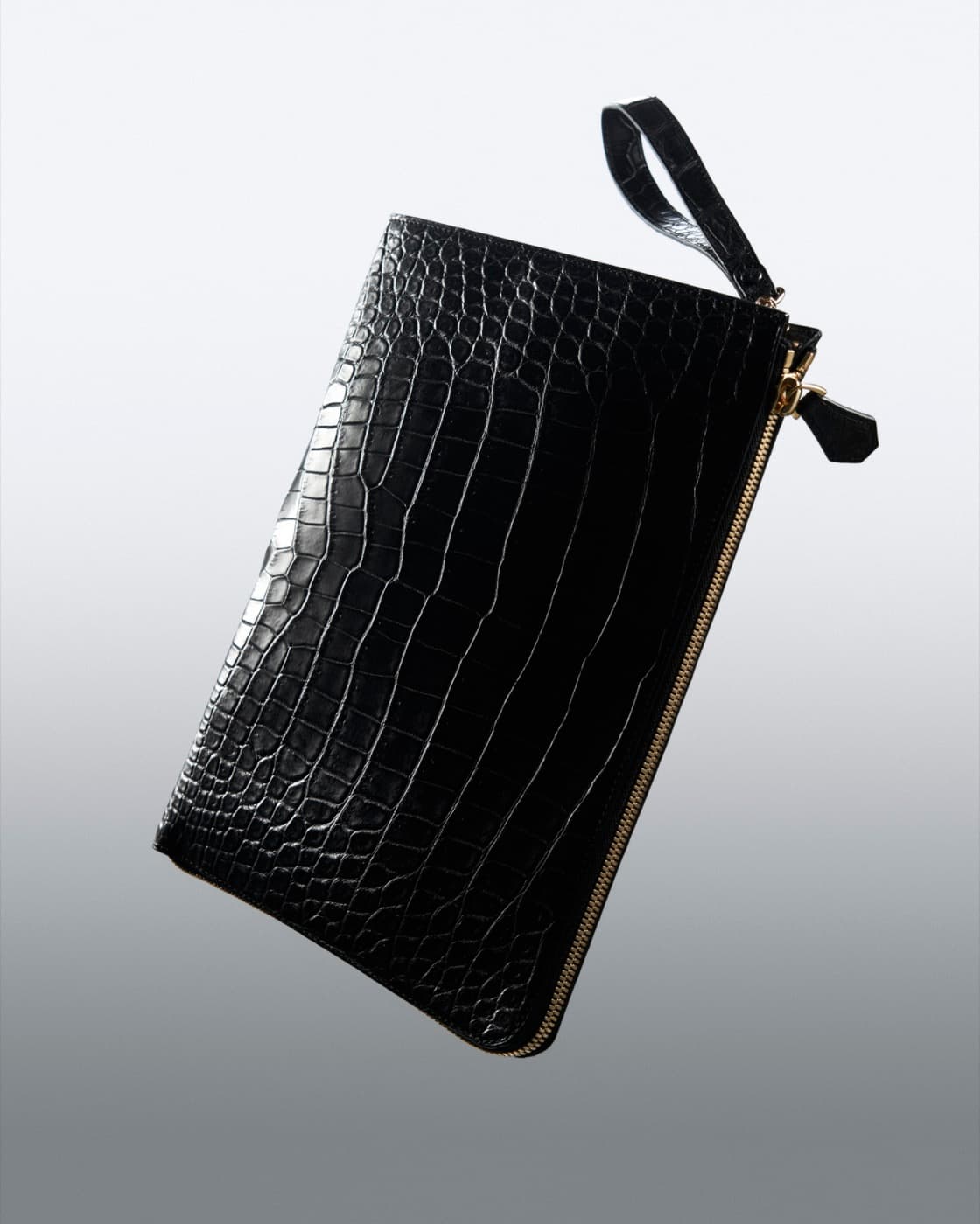 La Noir — black crocodile clutch